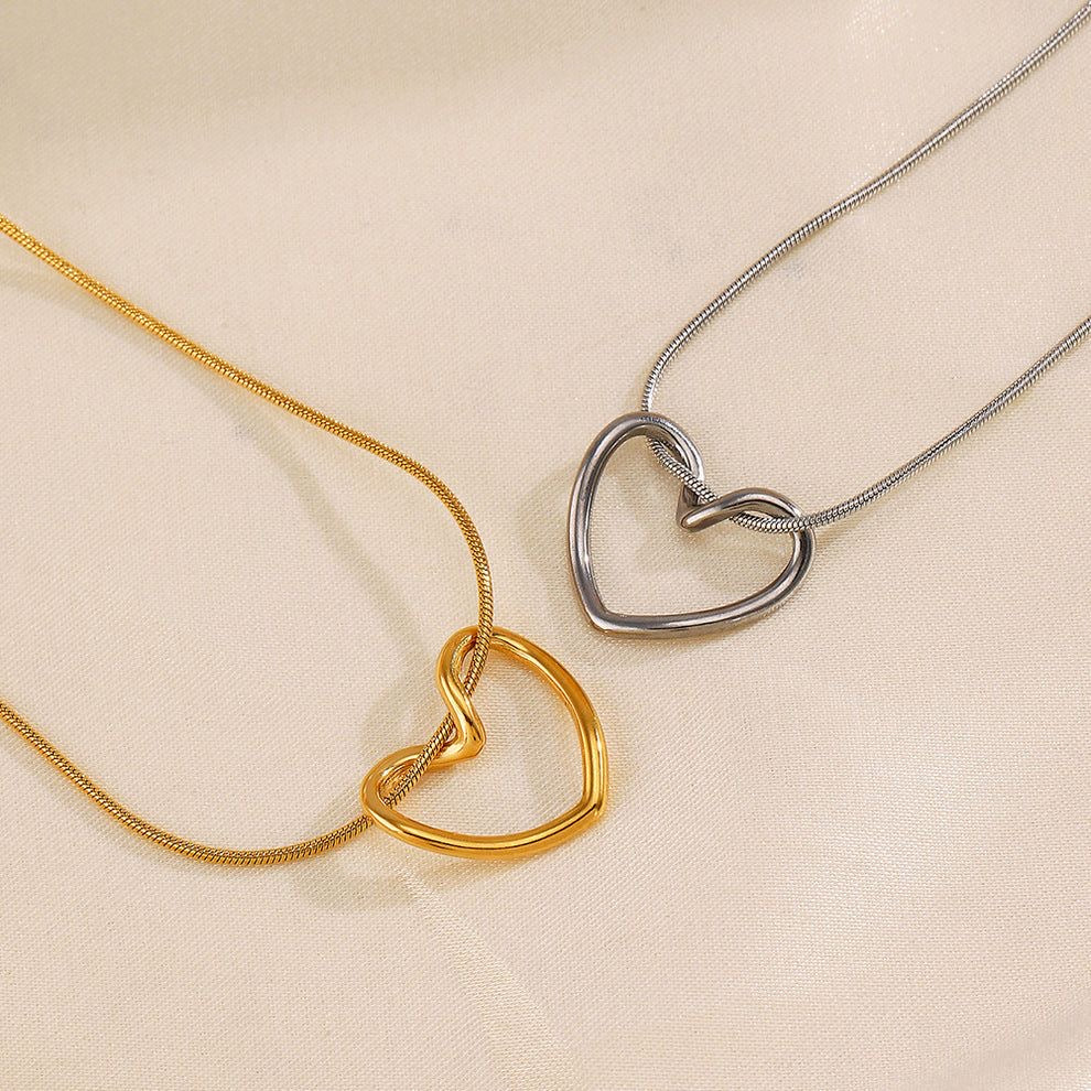 Hollow heart necklace