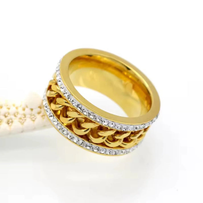 Zircon chain ring